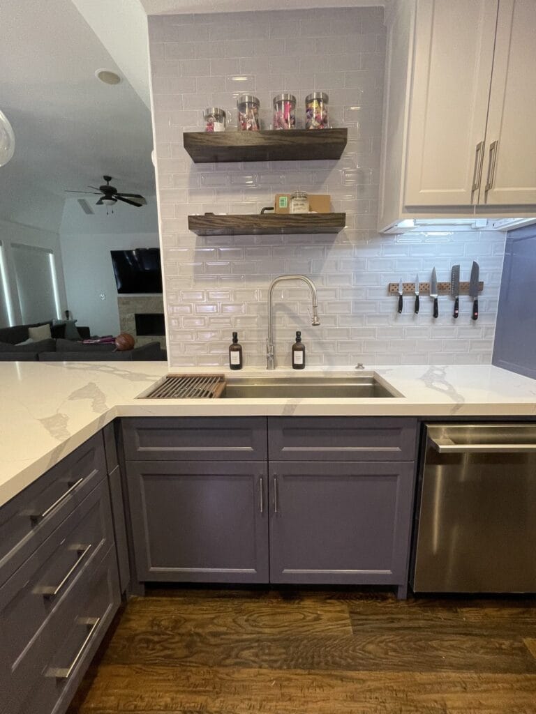 Chateaus of Coppell kitchen and bathroom remodeling company