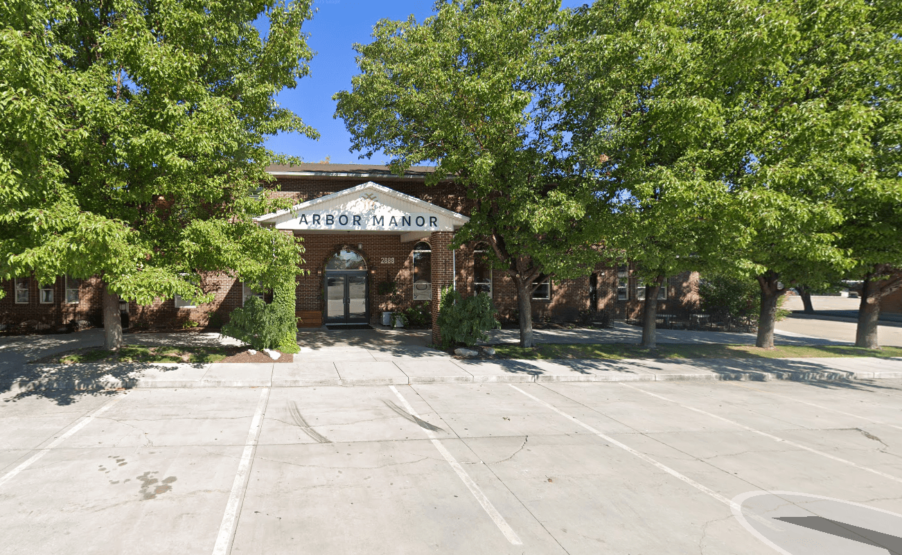 modern blu remodeling company in Arbor Manor